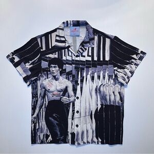 Bruce Lee Shoe Palace Room Of Mirrors Graphic Button-Up Dress Shirt Men’s Small